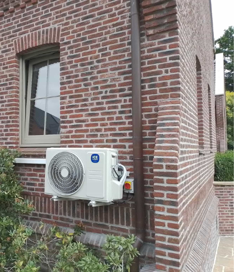 unite-exterieure-climatisation-icestream extérieur d'un domicile avec une unité extérieure multi de la climatisation