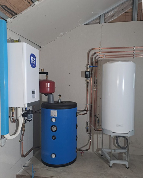 icestream-pompe-a-chaleur-air-eau intérieur d'un domicile avec une pompe à chaleur