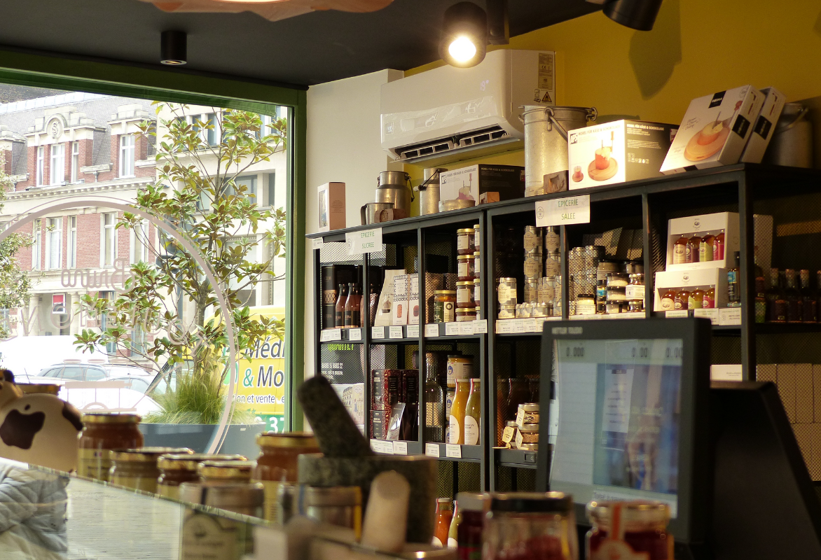 icestream-mono-split-mural-fromagerie intérieur d'une fromagerie avec climatisation mono split mural